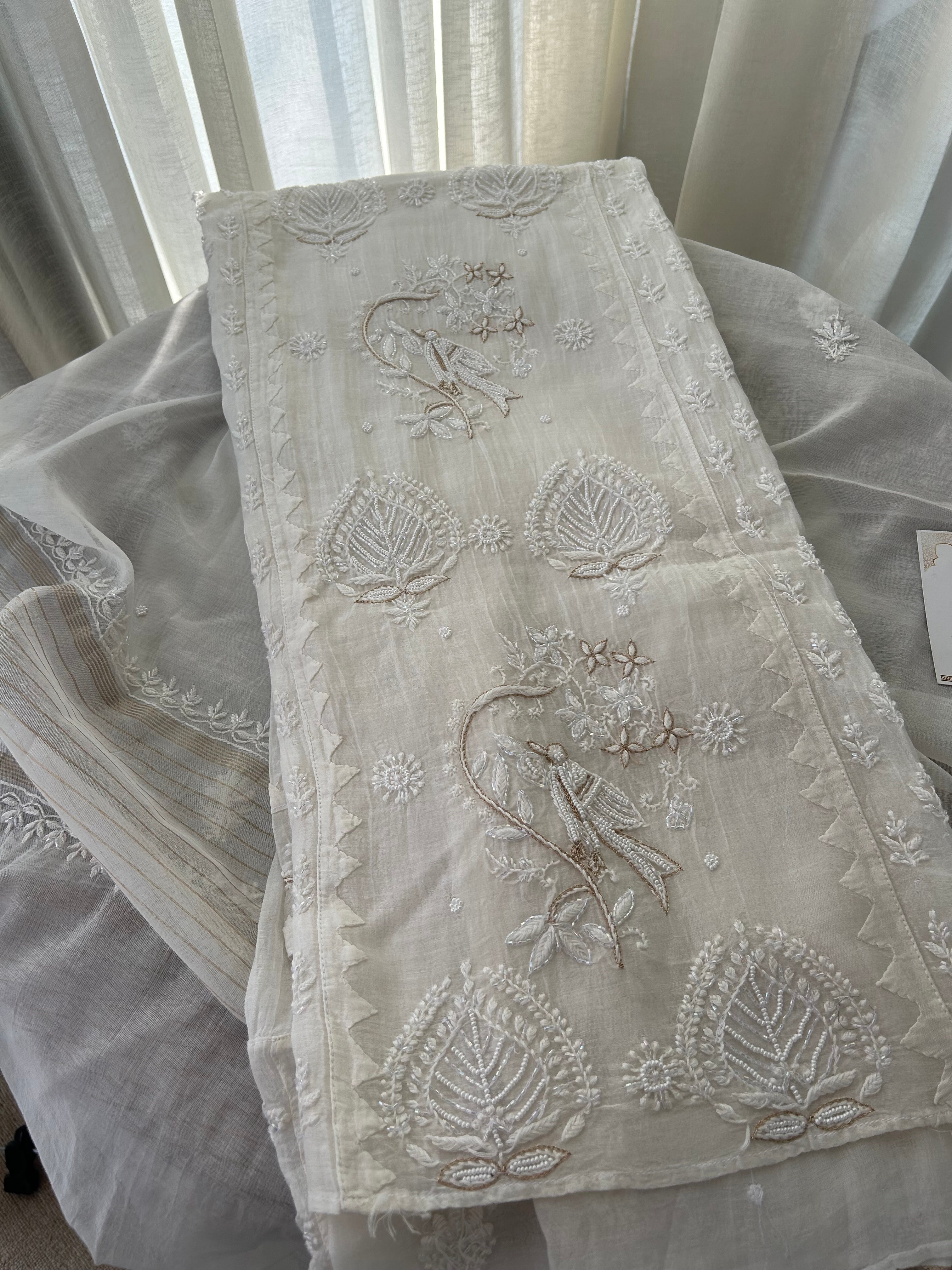 WHITE MUL CHANDERI CHIKANKARI KURTA SET